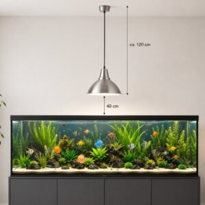 E27 Aquarium Tageslichtlampe mit 10W, 15W und 20W in Hängeleuchte über Unterwasserwelt für gesundes Pflanzenwachstum.